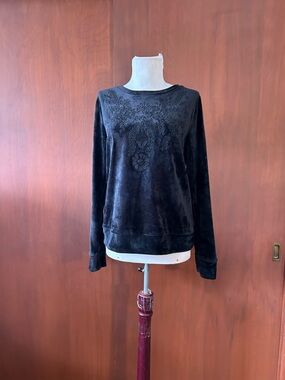 Lilly Pulitzer black velour top